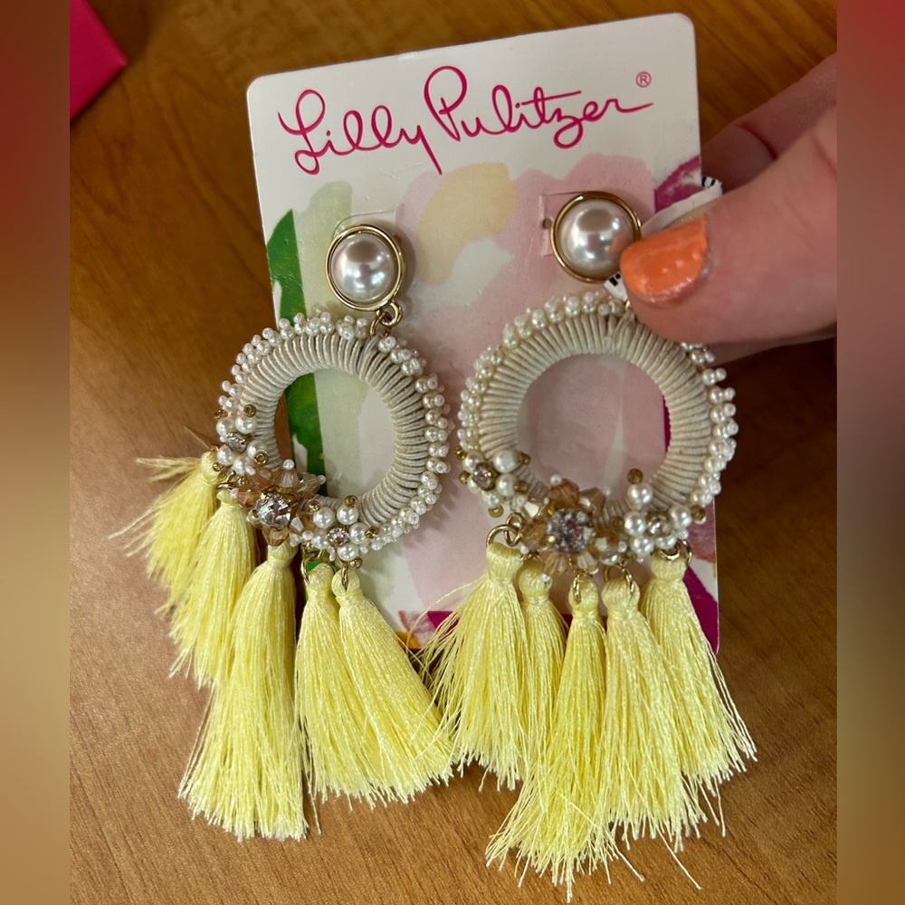 Brand new Lilly Pulitzer crème fresh earrings